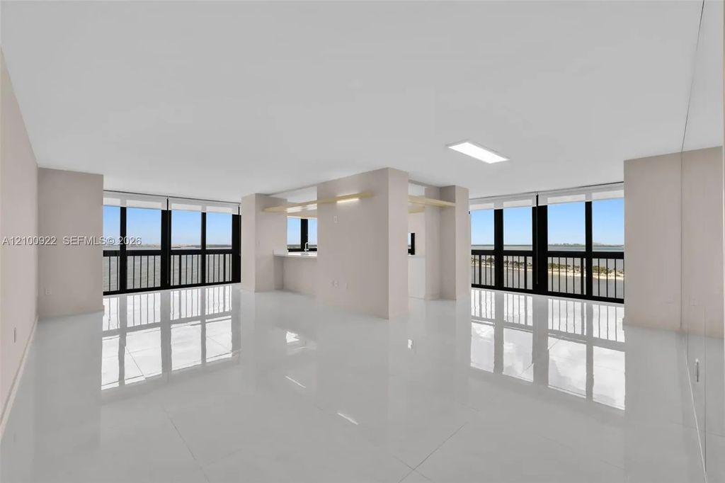 2333 Brickell Avenue #1701, Miami
