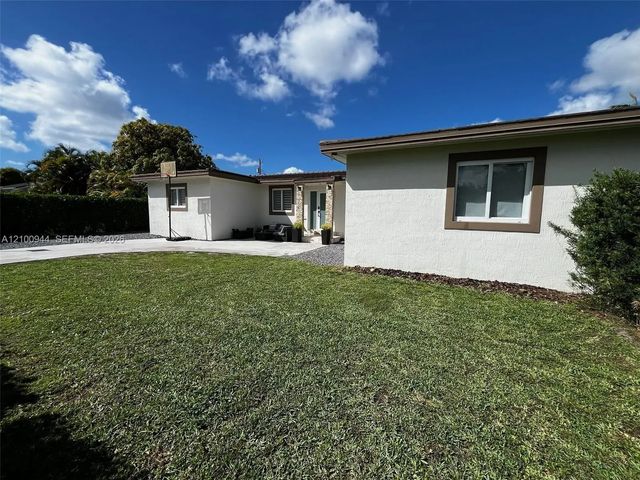 2 of 14 - 9975 Nw 27th Terrace, Doral, FL