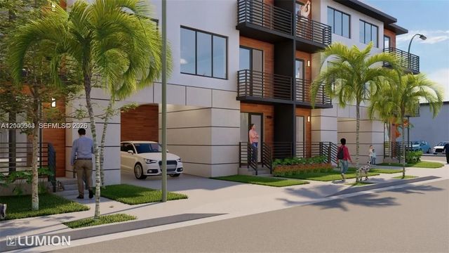 2 of 11 - 933 Sw 4th Avenue, Miami, FL