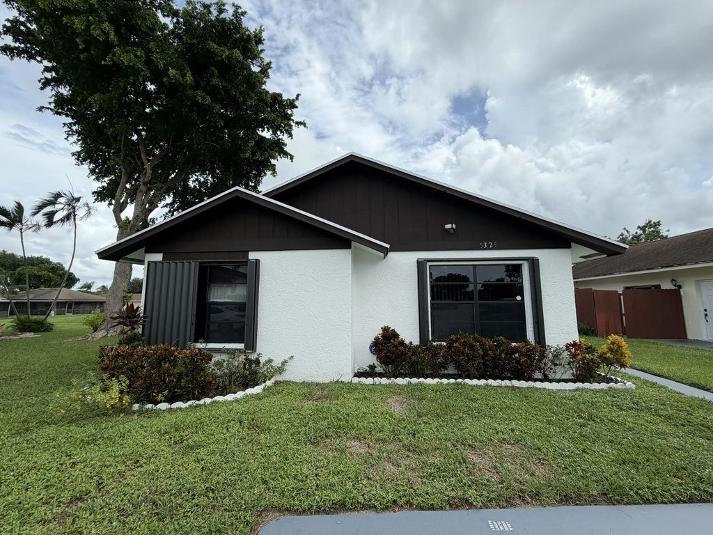 5325 Bonky Court, West Palm Beach