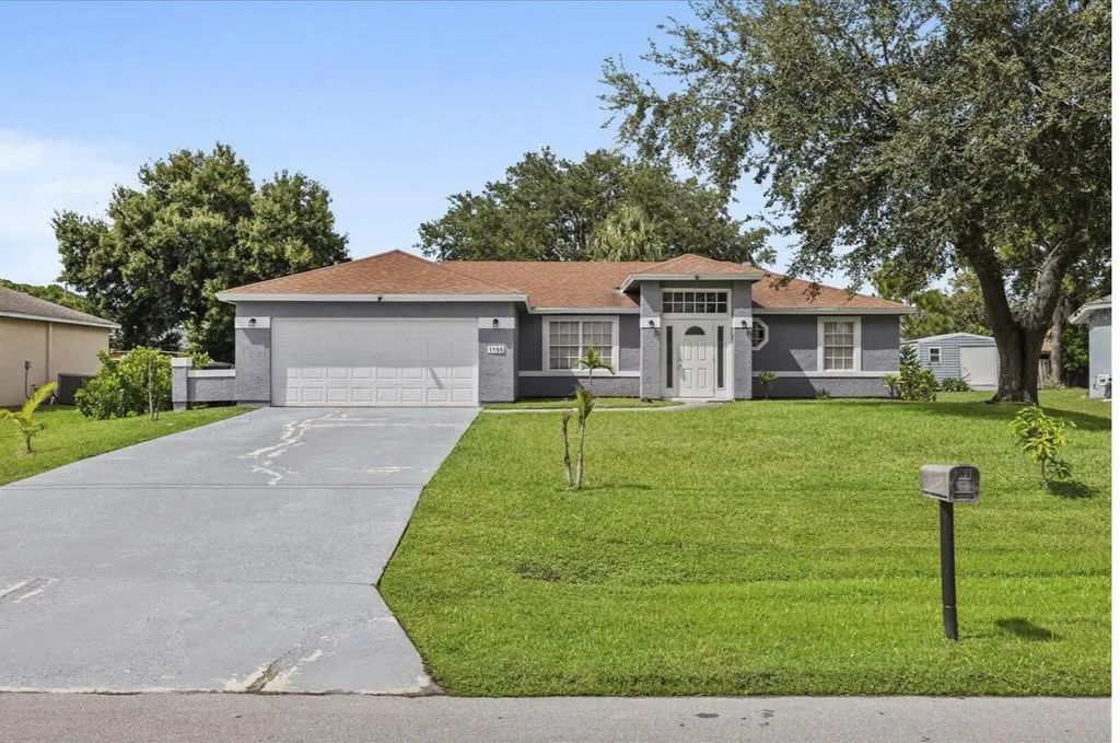 1155 Sw Alexandria Avenue, Port St. Lucie