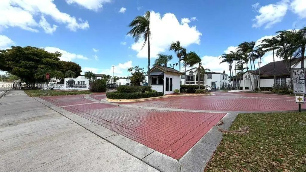 9701 Fontainebleau Boulevard #c106, Miami