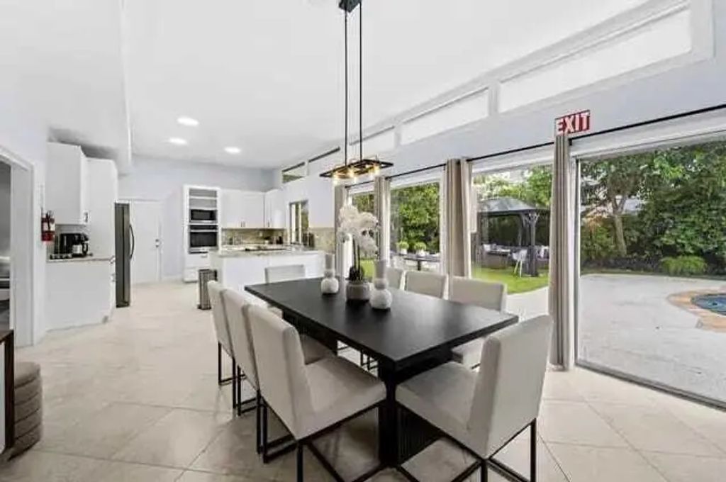 228 Flagler Lane, West Palm Beach