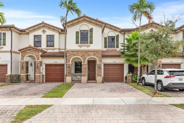 8965 Nw 98th Avenue, Doral
