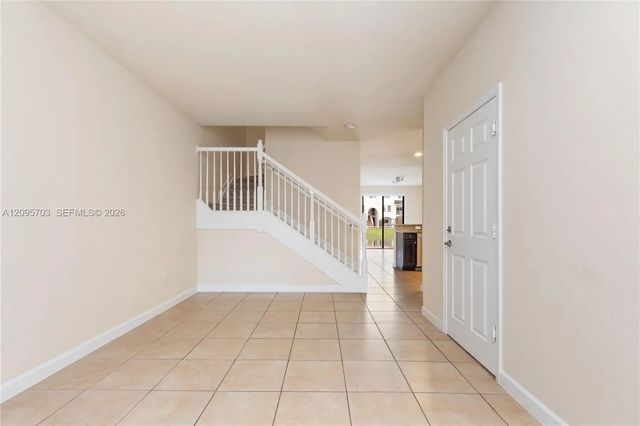 3 of 55 - 8965 Nw 98th Avenue, Doral, FL