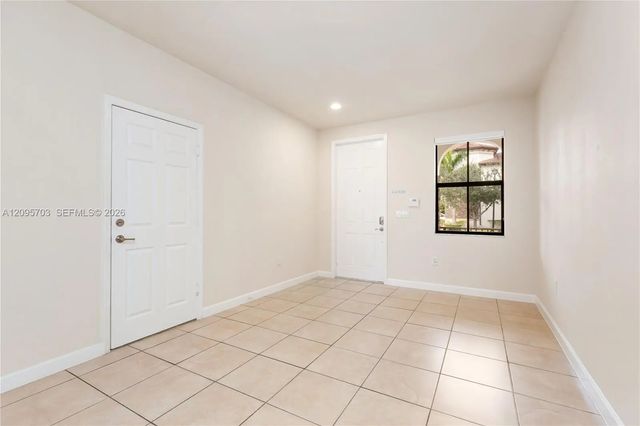 4 of 55 - 8965 Nw 98th Avenue, Doral, FL