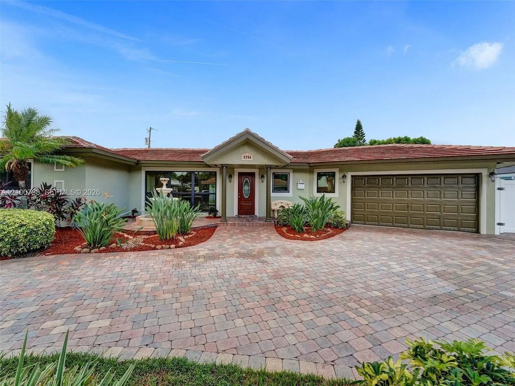 2756 Ne 33rd Street, Fort Lauderdale