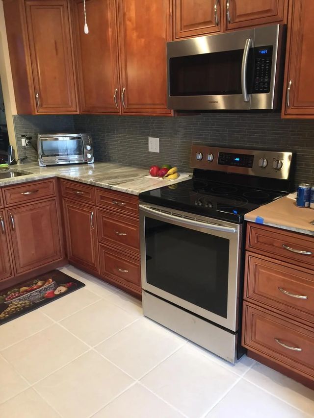 3 of 11 - 2641 Gately Drive W #402, West Palm Beach, FL