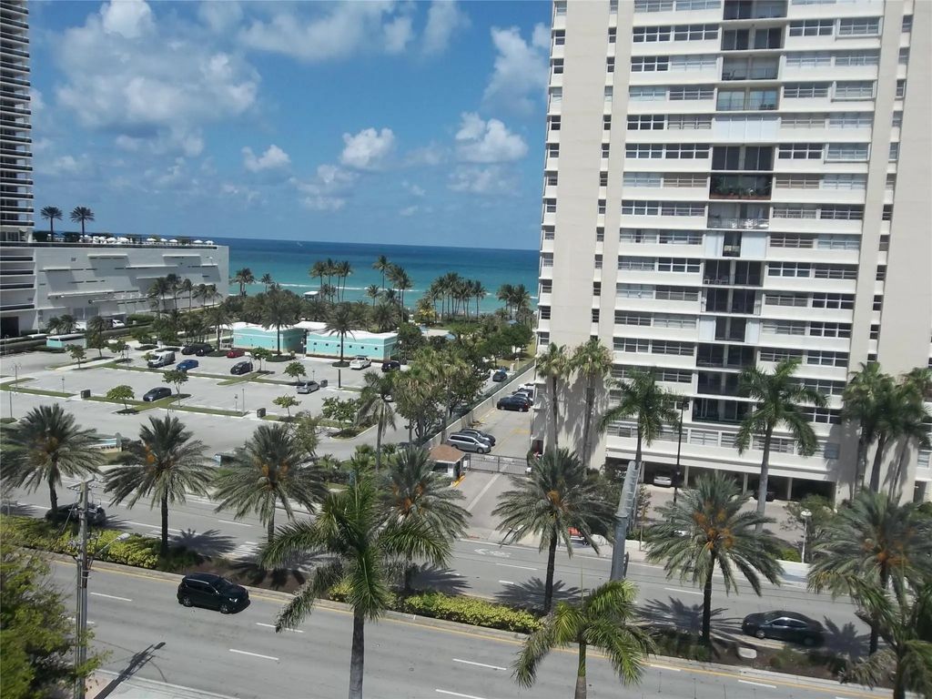 1893 S Ocean Drive #910, Hallandale Beach