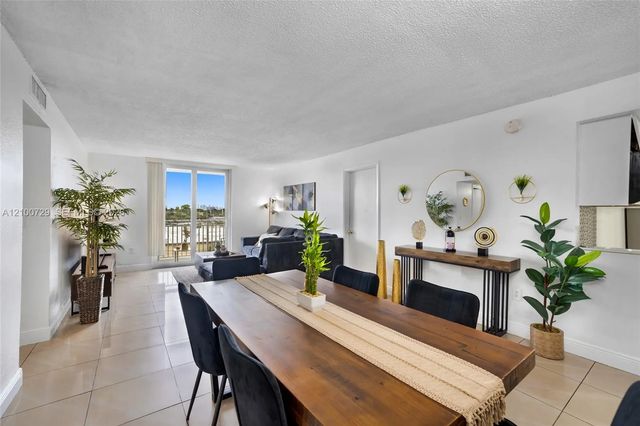 5 of 36 - 1251 Ne 108th Street #501, Miami, FL
