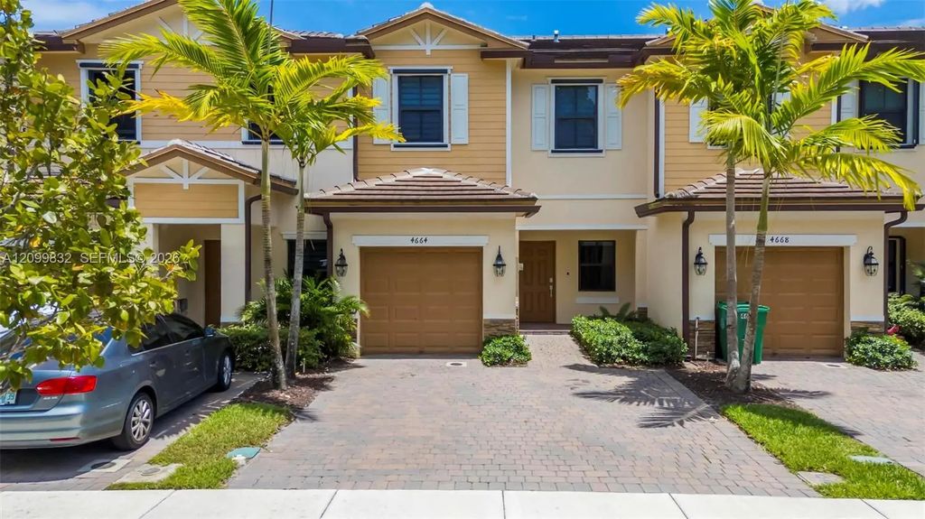 4664 Banker Terrace, Davie