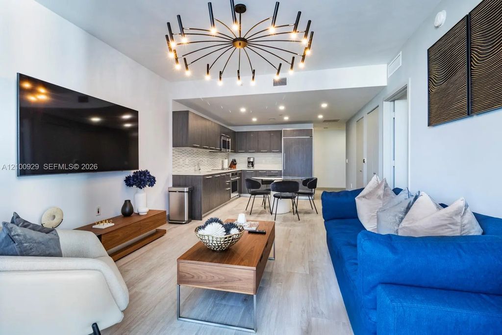 55 Sw 9th Street #3010, Miami