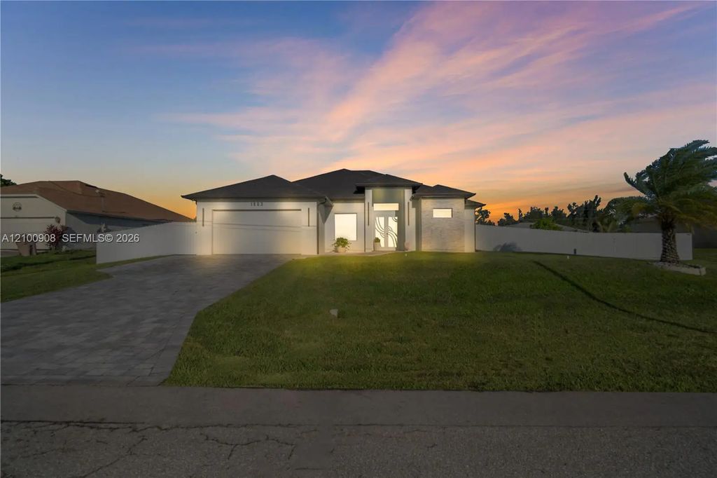 1803 Nw 2nd Place, Cape Coral