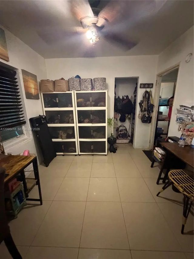 4 of 8 - 925 Nw 52nd Street, Miami, FL