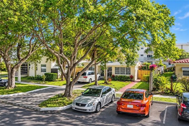 2 of 9 - 2140 Ne 170th Street, North Miami Beach, FL