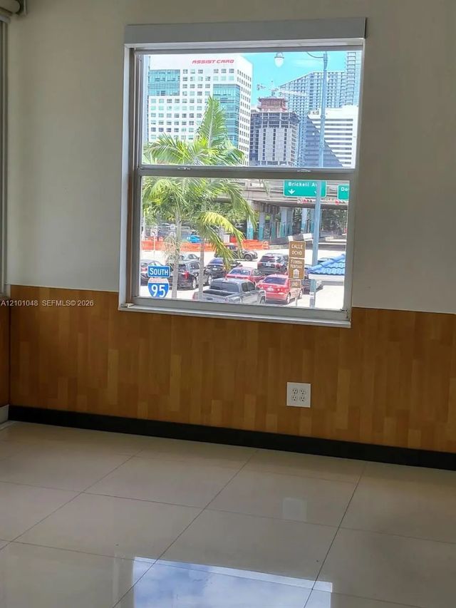3 of 10 - 436 Sw 8th Street, Miami, FL