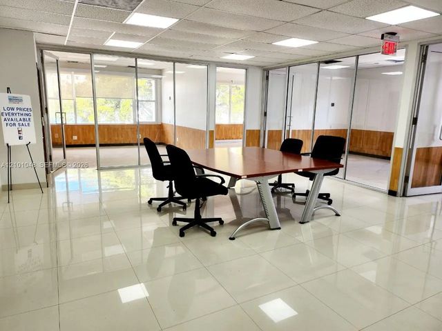 4 of 10 - 436 Sw 8th Street, Miami, FL