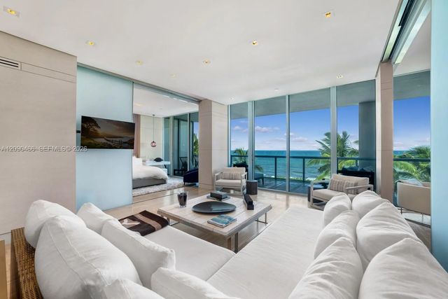 4 of 39 - 6799 Collins Avenue #305, Miami Beach, FL