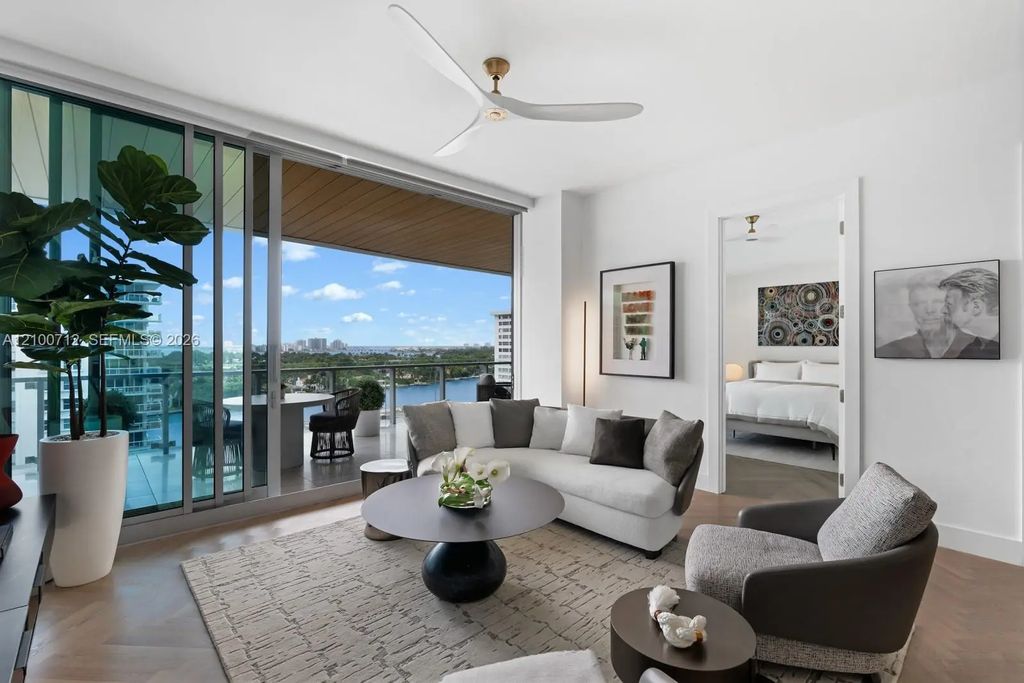 5775 Collins Avenue #1005, Miami Beach