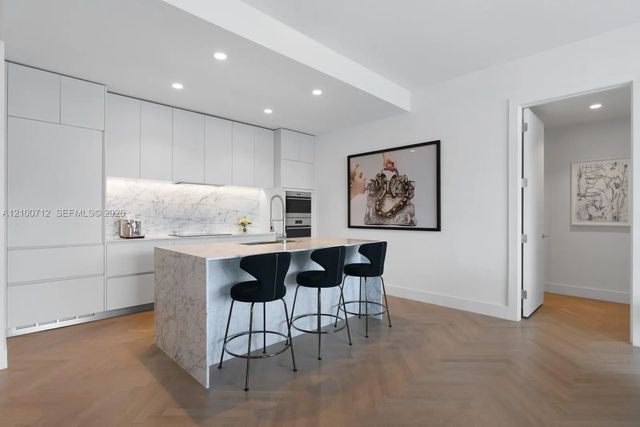 3 of 26 - 5775 Collins Avenue #1005, Miami Beach, FL