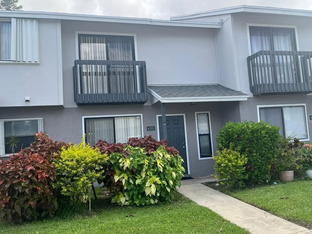 4105 Inlet Circle, Greenacres