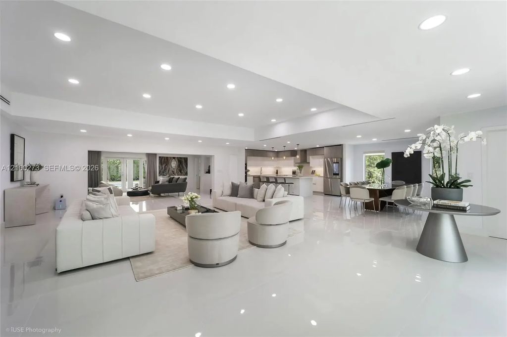 4730 Bay Point Road, Miami
