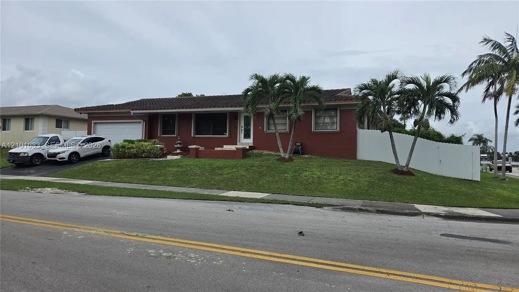 8065 Sw 205th Terrace, Cutler Bay