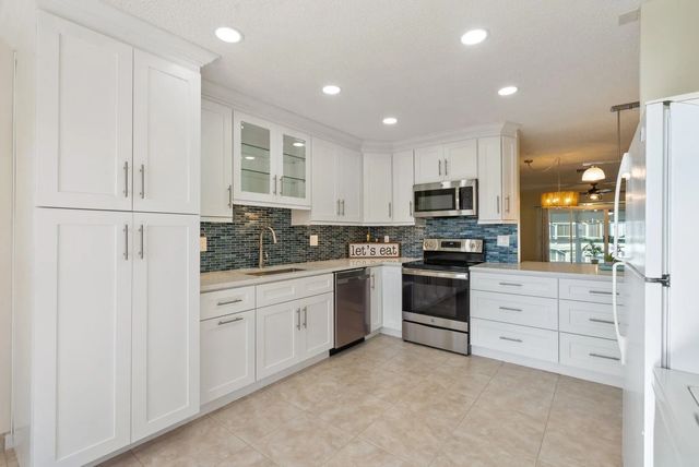 3 of 42 - 1740 Nw 19th Terrace #202, Delray Beach, FL