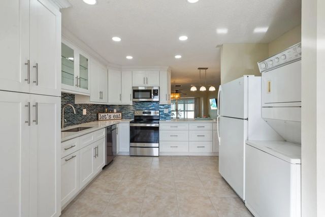 4 of 42 - 1740 Nw 19th Terrace #202, Delray Beach, FL