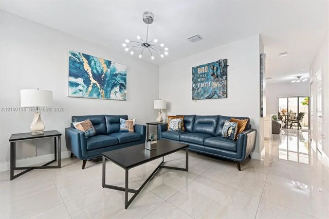 2 of 30 - 3384 W 106th Terrace, Hialeah, FL