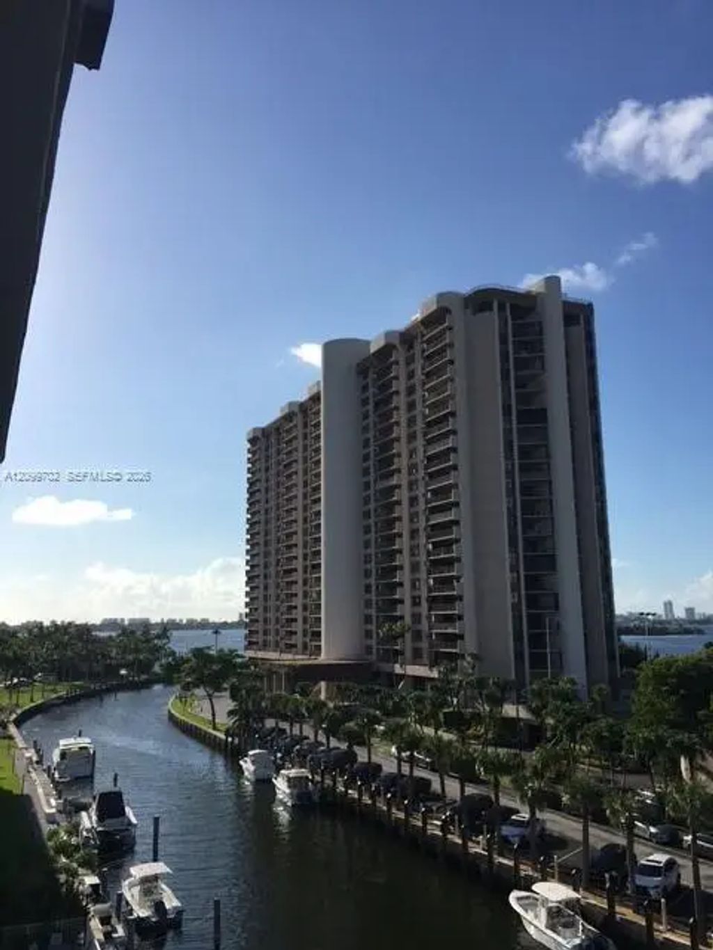 1650 Ne 115th Street #601, Miami