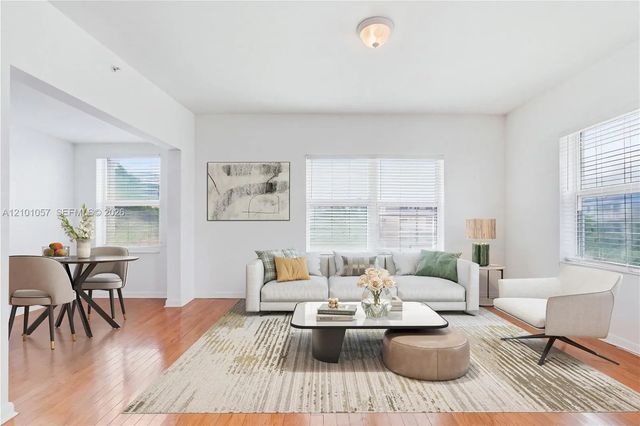 1542 Drexel Avenue #301, Miami Beach
