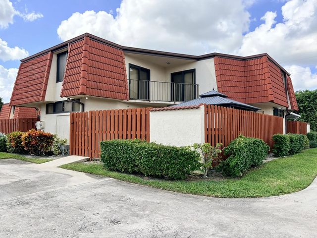 3870 Victoria Drive, West Palm Beach