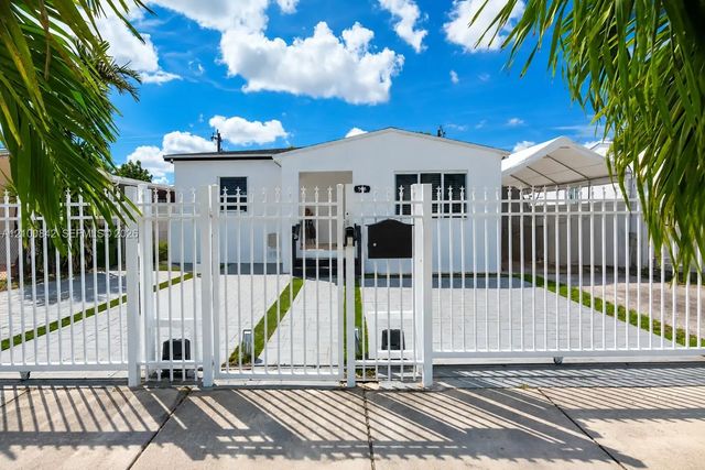 3 of 3 - 568 E 15th Street, Hialeah, FL