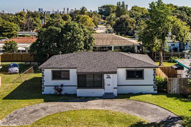 2 of 18 - 16901 Ne 6th Avenue, North Miami Beach, FL