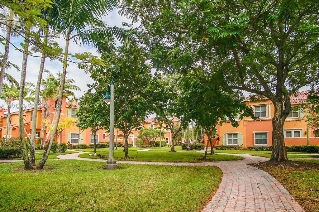 14361 Sw 11th Street #2608, Pembroke Pines