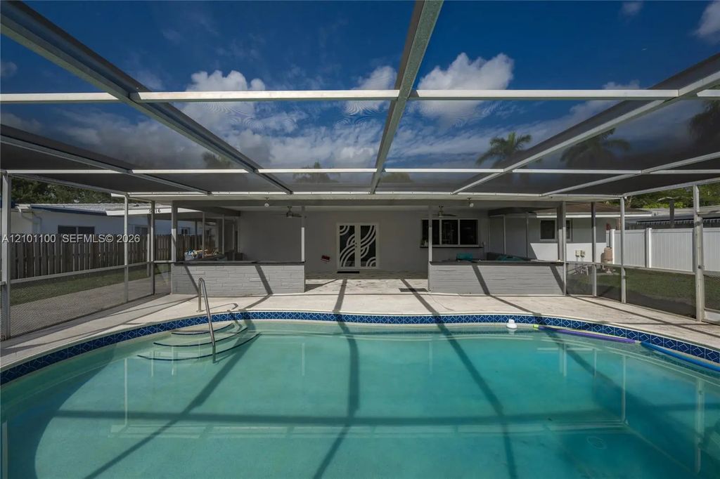 5316 Buchanan Street, Hollywood