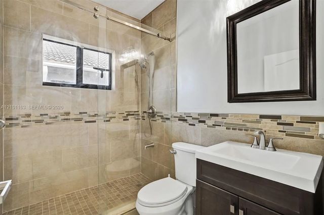 5 of 39 - 8741 Nw 141st Terrace, Miami Lakes, FL