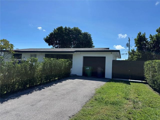 3 of 29 - 9840 Sw 166th Street, Miami, FL
