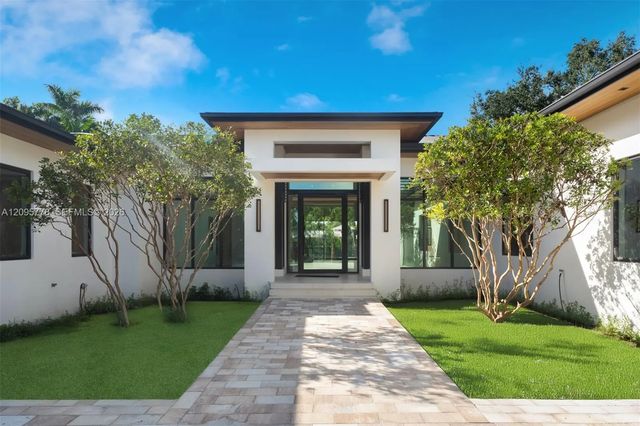 2 of 18 - 6600 Sw 116th Street, Pinecrest, FL