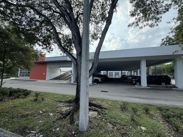 5 of 19 - 10015 Nw 41st Street, Doral, FL