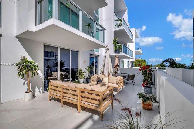 5 of 23 - 720 Ne 62nd Street #307, Miami, FL