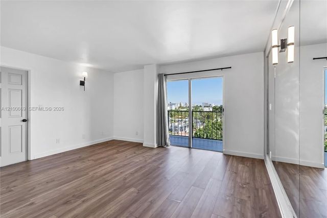 3 of 27 - 899 West Avenue #7a, Miami Beach, FL