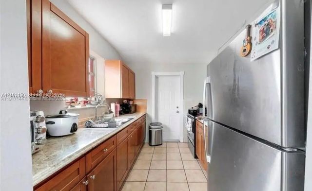5 of 10 - 5300 Sw 6th Street, Miami, FL