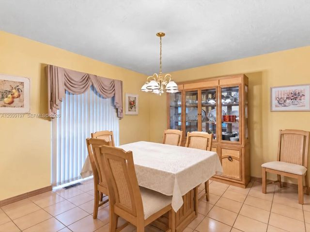5 of 35 - 11741 Sw 122nd Avenue, Miami, FL