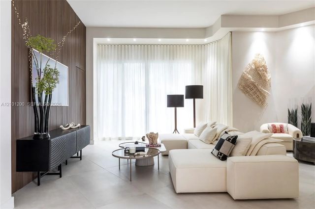 4 of 37 - 808 Brickell Key Drive #408, Miami, FL