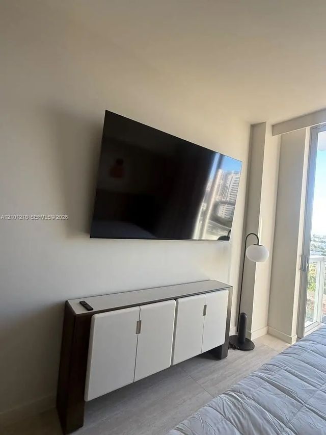 3 of 15 - 1611 Sw 2nd Avenue #1005, Miami, FL