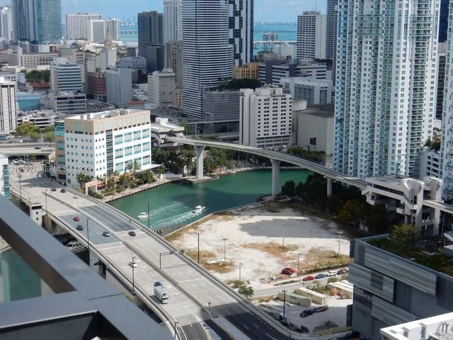 2 of 27 - 88 Sw 7th Street #2703, Miami, FL