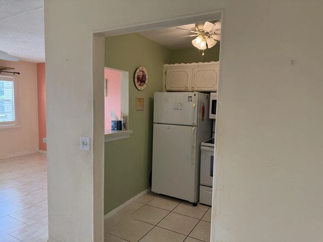 2 of 17 - 332 Dover B, West Palm Beach, FL