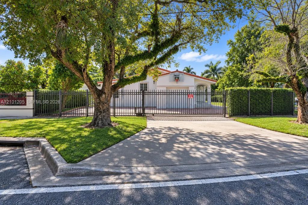 371 Sw 29th Road, Miami